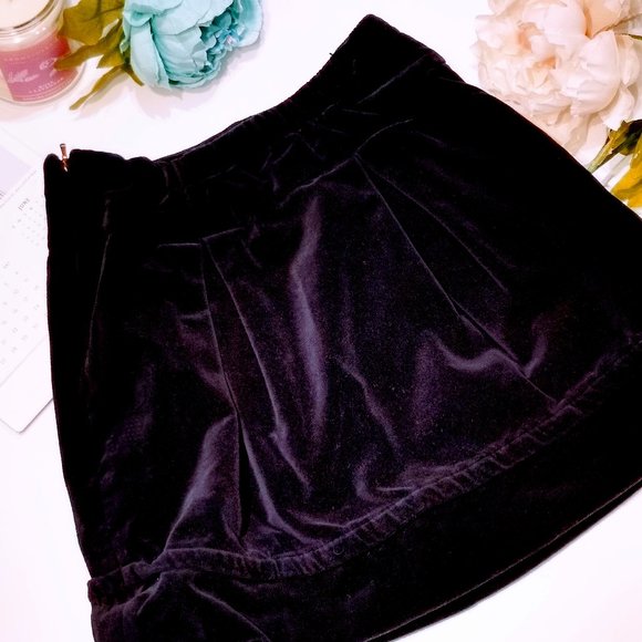 Set - The Place Velvet Jacket and Skirt. - Picture 2 of 8